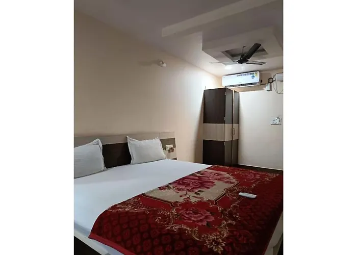 Hotel Shivaayy Banaras Near Kashi Vishwanath Temple Road